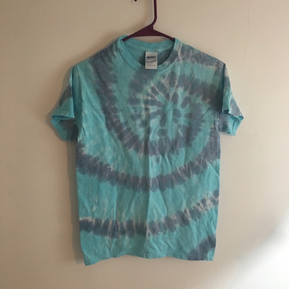 Shades of Blue Tie Dye Tee